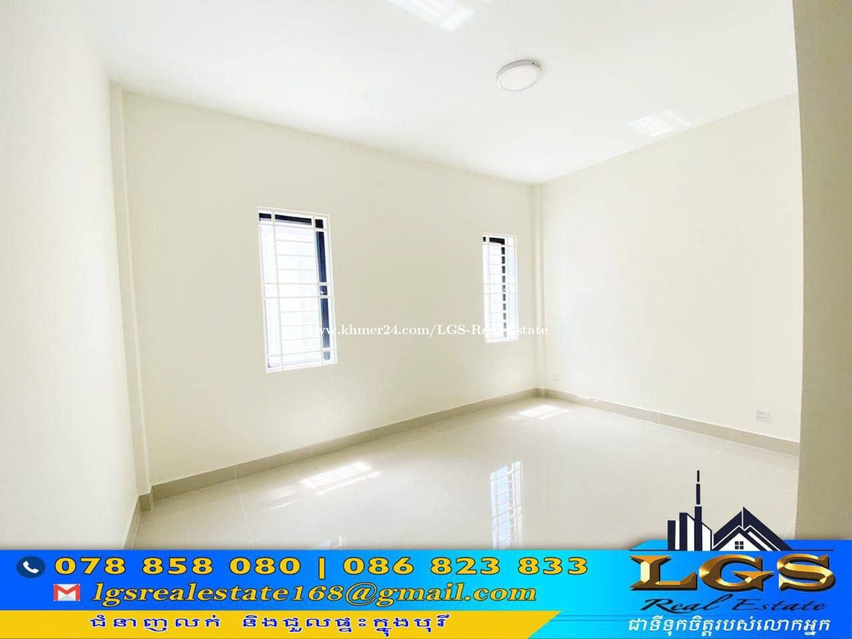 house Classic for Rent តំលៃ 800.00 ក្នុង