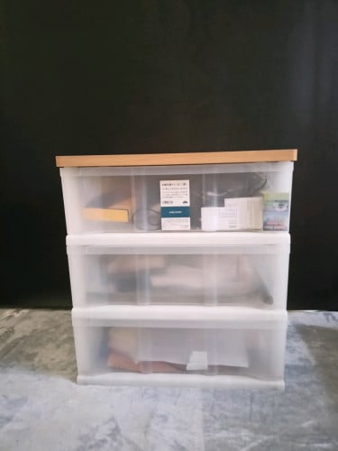 ទូជ័រដាក់អីវ៉ាន់ជប៉ុន Used