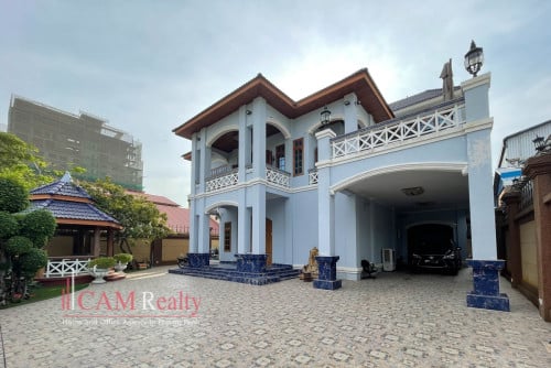 5 bedrooms villa for rent in Sangkat Boeng Kak 2, Tuol Kork