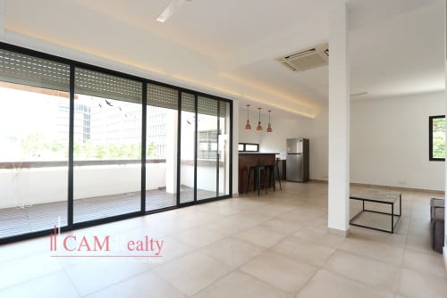 Daun Penh area| Western style 2 bedrooms renovated house available for rent