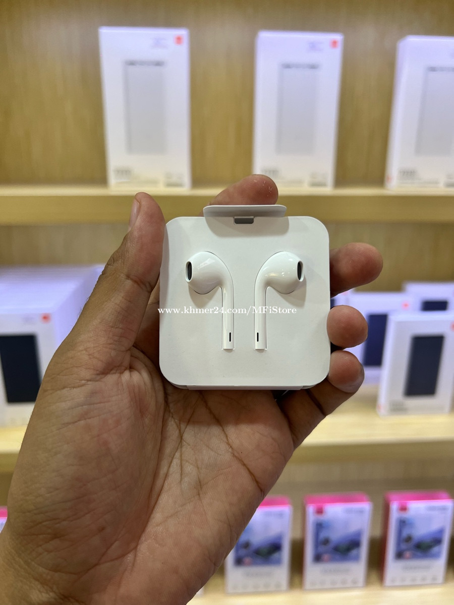 EarPods Lightning Connector in Phnom Penh, Cambodia on