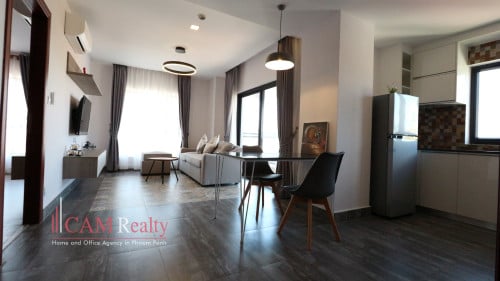 Luxurious 1 Bedroom Serviced Apartment For Rent near BKK1