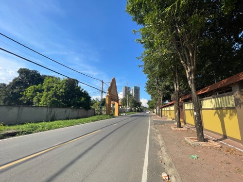 ដីកែងលក់ តម្លៃល្អ ជ្រោយចង្វារ