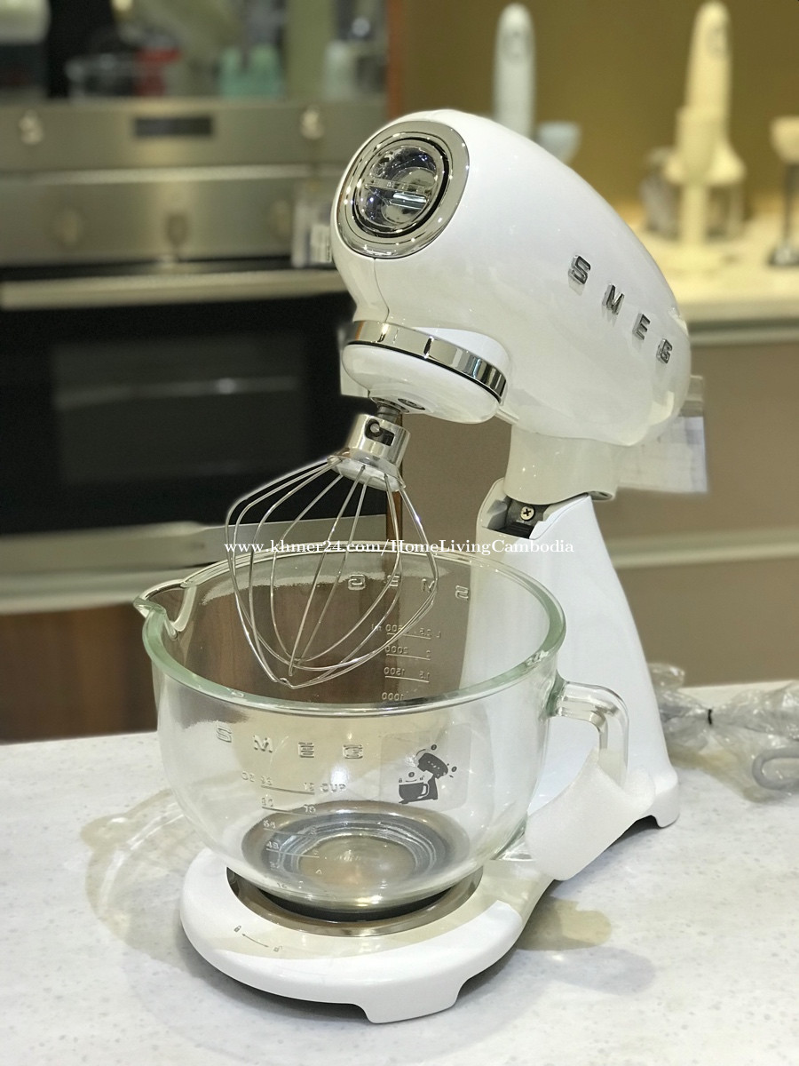 Smeg stand mixer Price 1439.00 in Phnom Penh, Cambodia Home Living