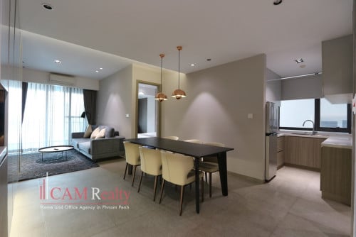 BKK1 area| Western style 2 bedrooms serviced apartment available for rent| Rooftop pool & Gym