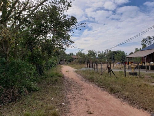 ដីលក់នៅ ឃុំ ត្រែងត្រយឹង ស្រុក ភ្នំស្រួច ខេត្ត កំពង់ស្ពឺ