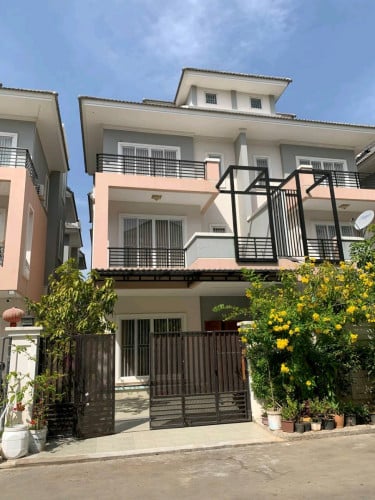 វិឡាភ្លោះ លក់