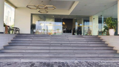 ខុនដូលក់រឺជួល Paramount cando for rent