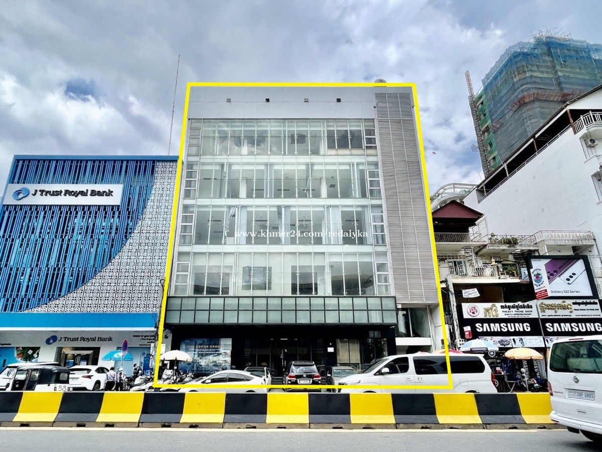 Commercial Building for Rent on Main Road in BKK1 in Boeng Keng Kang