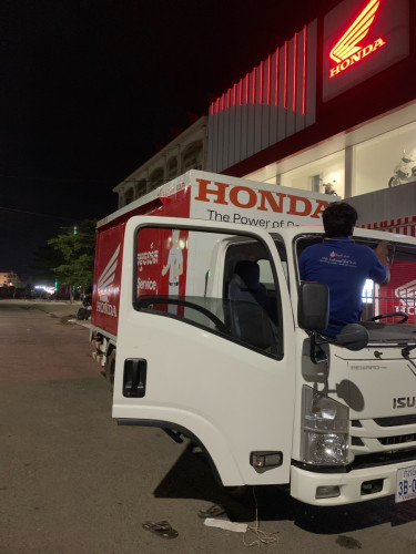 កញ្ចក់សុីន Isuzu 2021