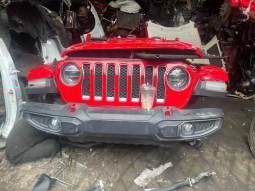 មានលក់គ្រឿងបន្លាស់គ្រប់ប្រភេទ