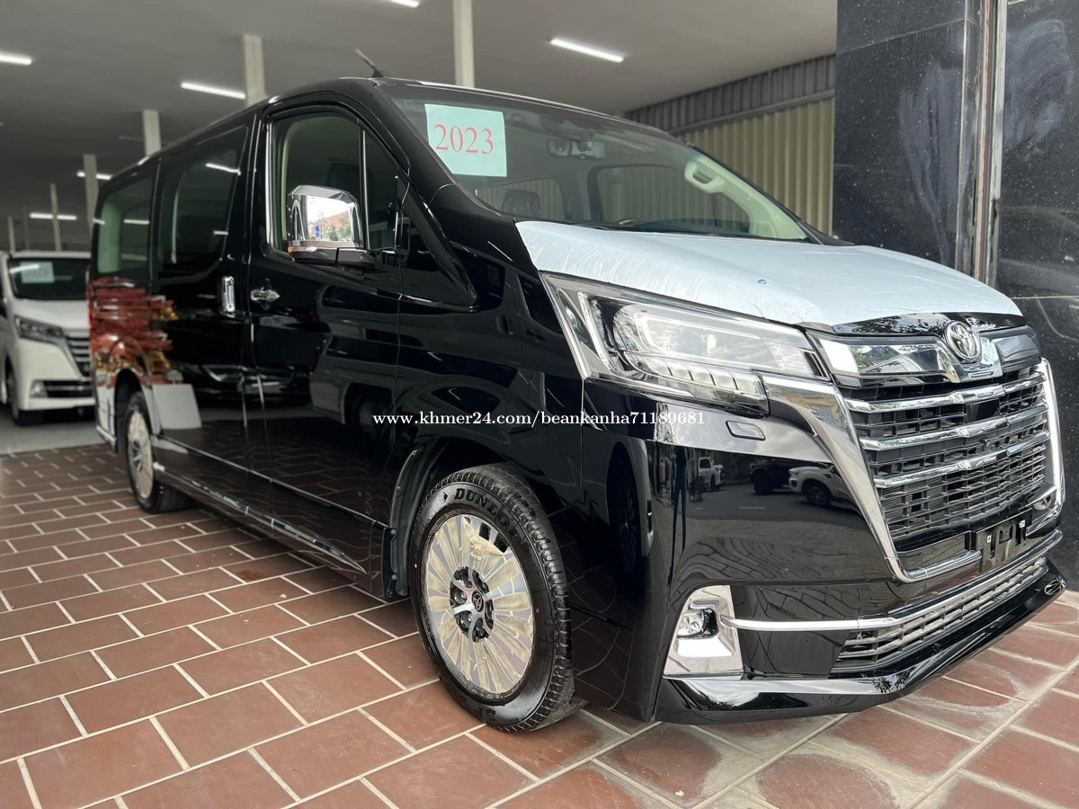 Toyota granvia 2023