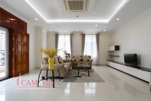 프놈펜에임대주택 Big 3bedrooms serviced apartment for rent in BKK1