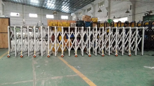 AI-QG-G361 Modern Expanding Manual Aluminum Alloy Material Gate - ទ្វារទំនើប រឹងមាំបញ្ចាទេឡេ