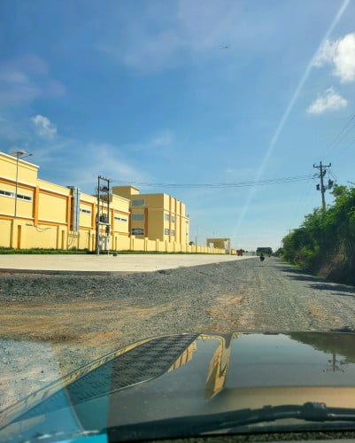 ដីលក់នៅផ្លូវក្រវ៉ាត់ក្រុងទី3 ជិតរោងចក្រស្រាបៀ ម៉ាទ្រិត