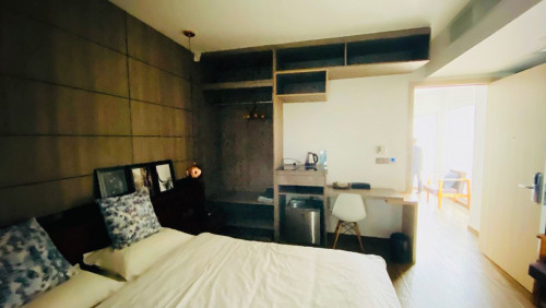 Hotel For Rent Near Riverside & Wat Phnom Area, 5mx30m, 08 Floors, 15 Rooms, 6,000$