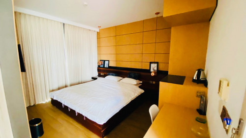 Hotel For Rent Near Riverside & Wat Phnom Area, 5mx30m, 08 Floors, 15 Rooms, 6,000$