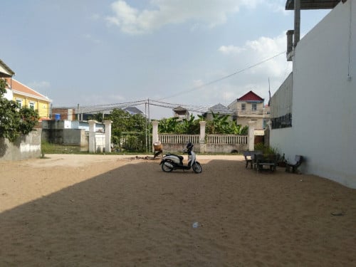 ដីនៅព្រែកហូរលិច លក់ប្រញាប់