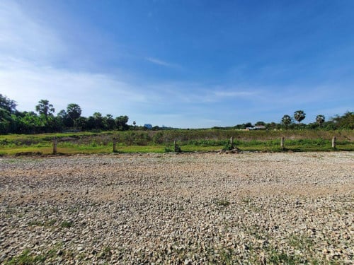 ដីសម្រាប់លក់/Land for sale ដីកាច់ជ្រុងនៅសង្កាត់អរិយក្សត្រ, Property Code: VBRE01073