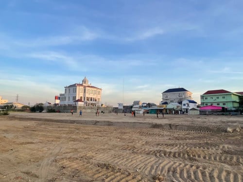 ដីលក់បន្ទាន់ ក្រោមទីផ្សារ នៅសែនសុខ