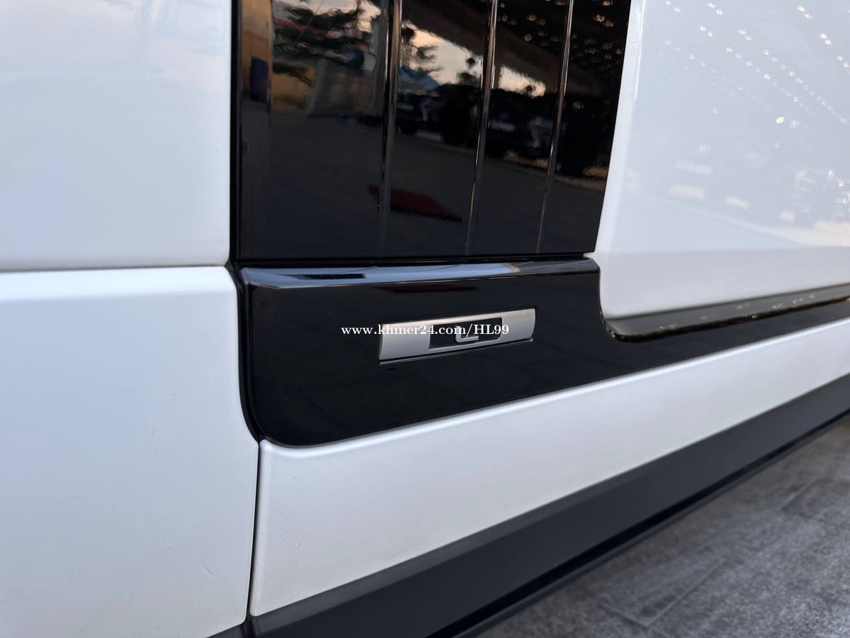 Range Rover Vogue Autobiography in Phnom Penh, Cambodia on Khmer24.com