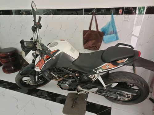 ម៉ូតូលក់បន្ទាន់