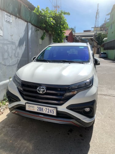 Toyota rush TRD 2021 ម្ចាស់ដើម (15000km សីន) ឡាននៅថ្មី 95% ធានាថ្នាំសីន100%