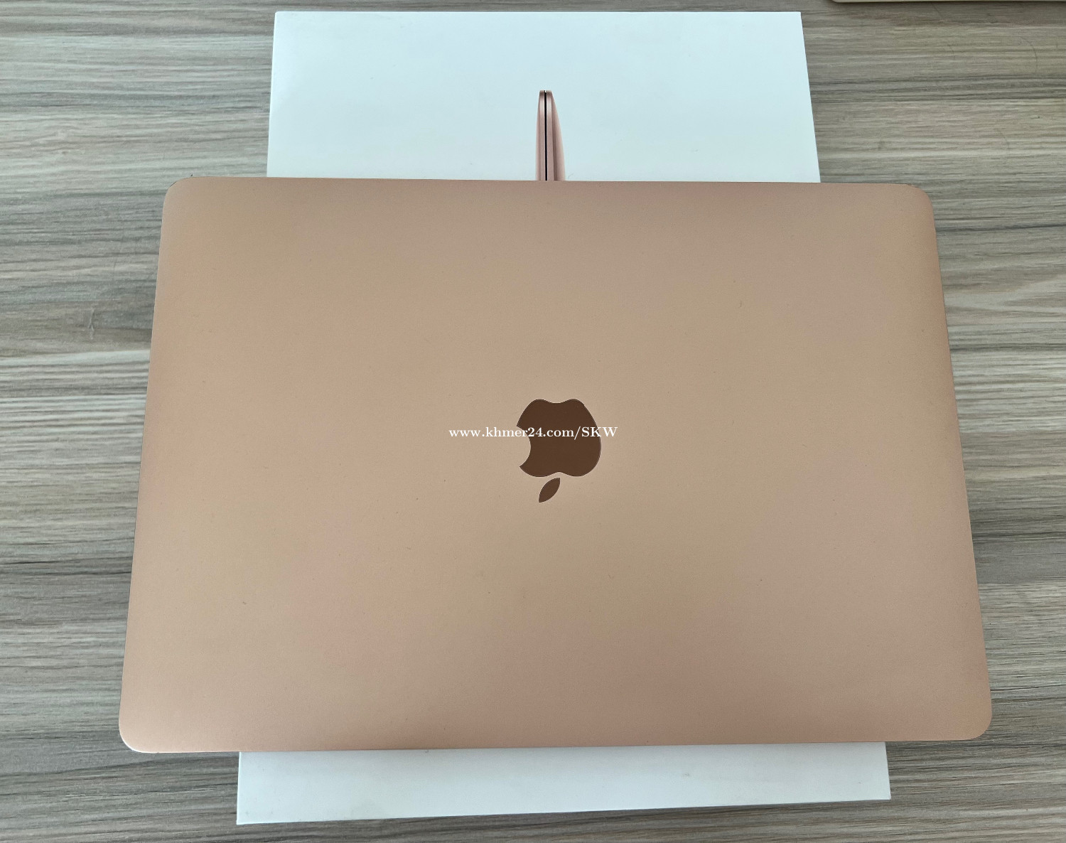Sell MacBook Air M1 Gold 256gb 99 750 in Phnom Penh, Cambodia on