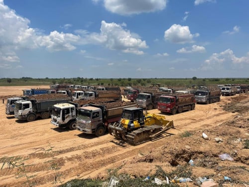 មានទទួលចាក់ដី