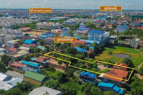 ដីលក់ក្រោមទីផ្សារ 50%