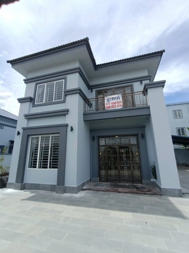 វីឡាទោលតម្លៃល្អ ក្នុងបុរីហុងឡេងយី តំបន់ផ្លូវប្រសិទ្ធ តម្លៃចចារ