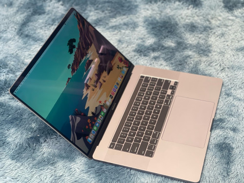 Apple MacBook Pro 2019 16inch i9/16/1TB 99% Price $1550 in Phnom Penh,  Cambodia - YATPC Shop 