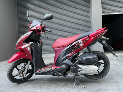 Honda click125cc 2015 New98%មានពន្ធកាតគ្រីស្លាកលេខ