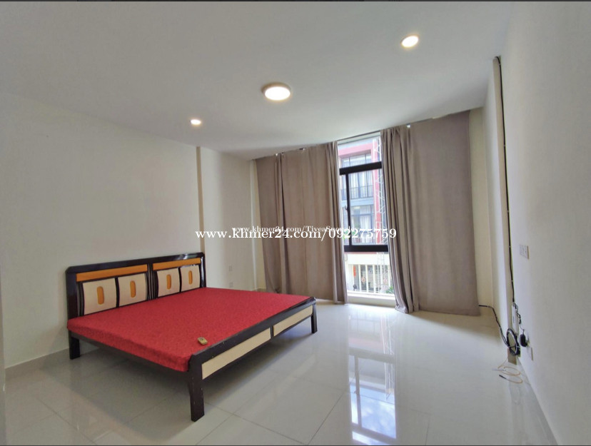 Shop House for rent/ ផ្ទះប៉េងហួតសំរាប់ជួល in Boeng Prolit, Prampir