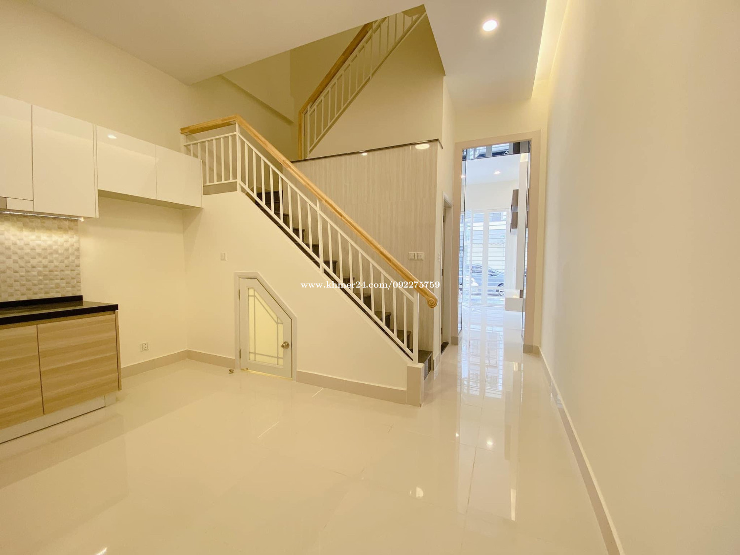 Shop House for rent/ ផ្ទះប៉េងហួតសំរាប់ជួល in Boeng Prolit, Prampir