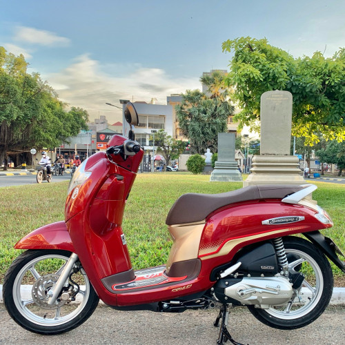 Scoopy i