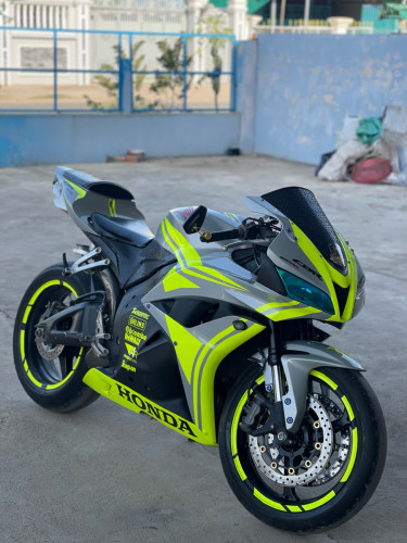 cbr 600 price