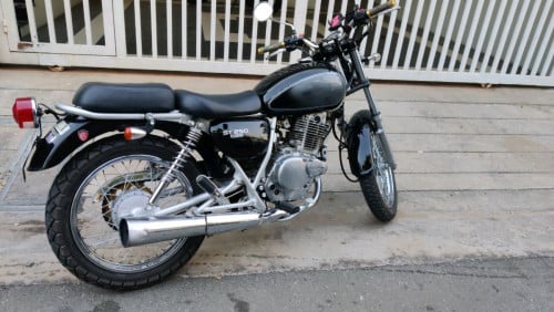 Suzuki ST 250cc for daily rent