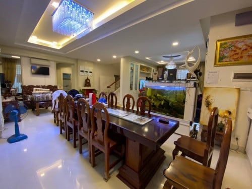 វីឡាហ្វីន