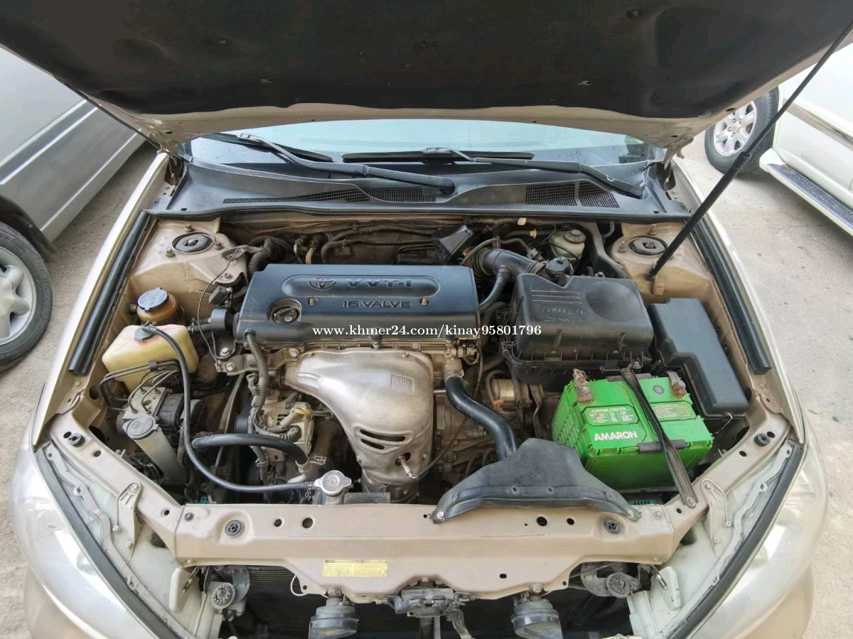 Toyota Camry 2002 XLE half full Price 10900 in Phnom Penh, Cambodia