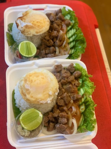 បាយឡុកឡាក់សាច់គោ $3