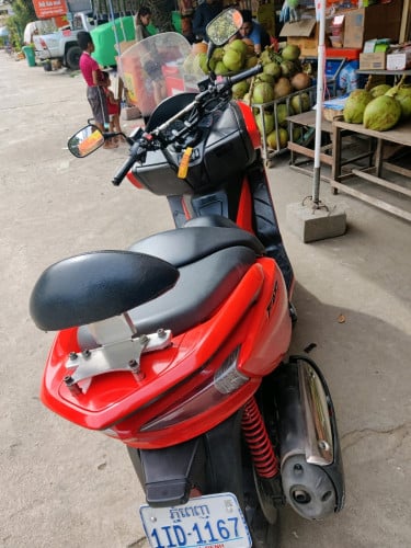 Big scooter for monthly or daily rental