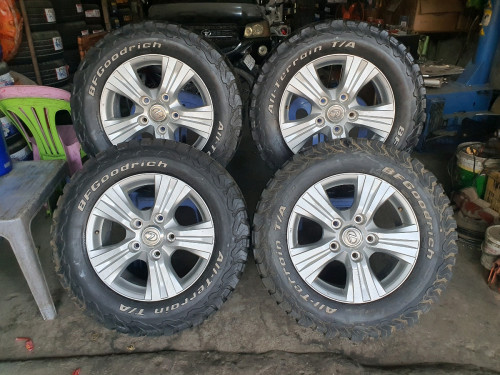 យ៉ាន់សុីនរង្វង់18 ដាក់ឡាន Tundra 470&570