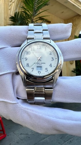 នាឡិកា​មួយ​ទឹក​ជប៉ុន​ម៉ាក​ Seiko quartz radio clock​  radio wave control​