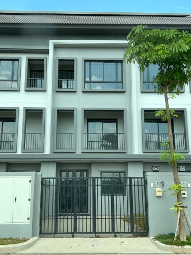 ផ្ទះលក់ សន្សឹមៗ