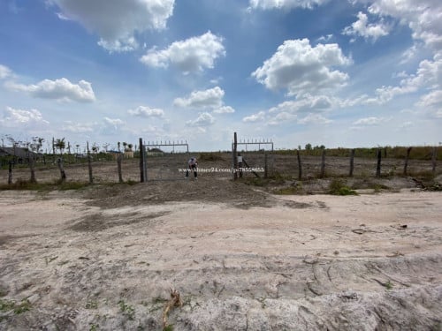 ដីលក់នៅទឹកផុស កំពង់ឆ្នាំង 3.2$/m2