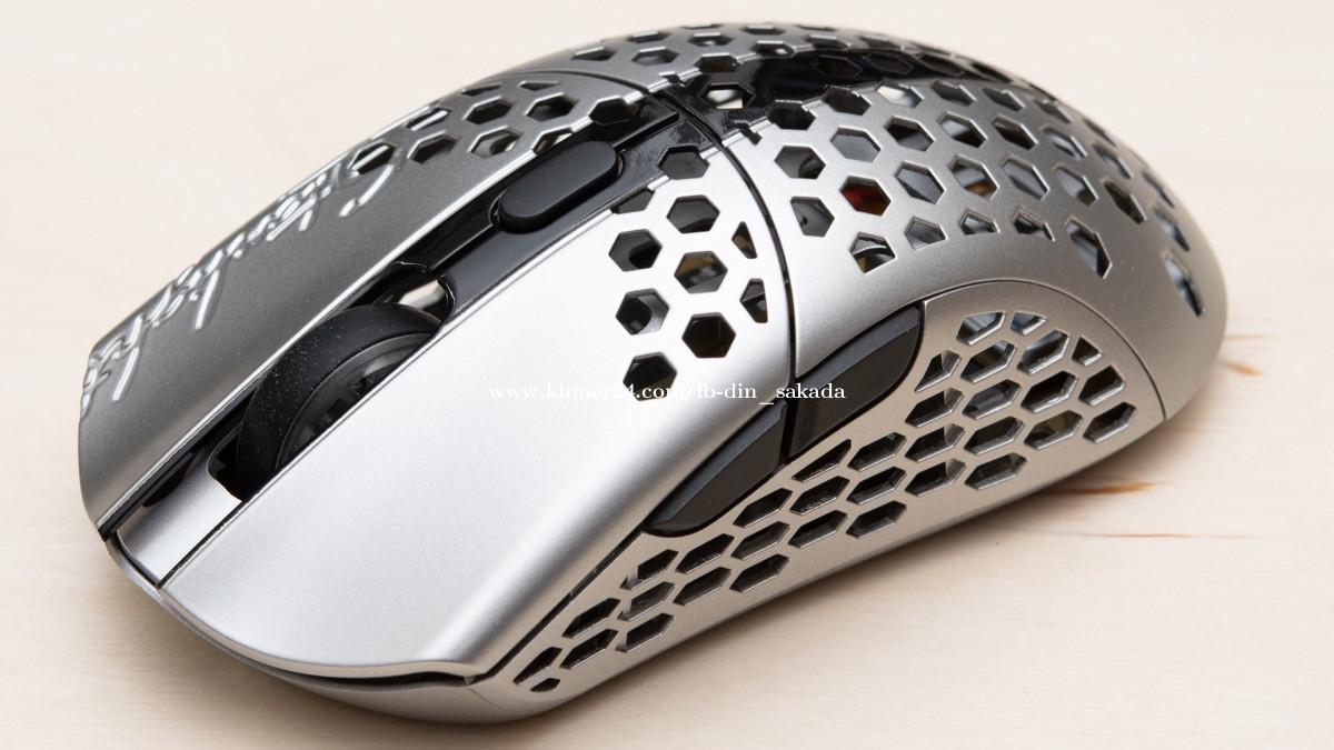 Finalmouse Starlight -12 phantom s-