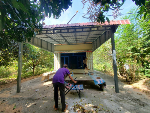 ដីលក់ជិតផ្សាស័ង្កសី