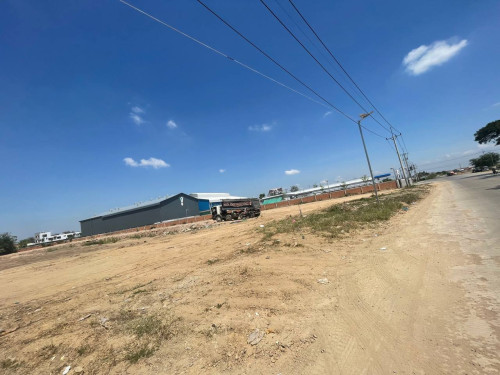 ដីសម្រាប់ជួល/Land for for rent នៅក្រោយការ៉ាស់សាំង PPT ជិតក្រសួងដែនដីថ្មី, Property Code:VBRE01146