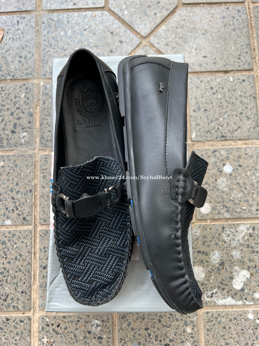 Larrie Shoes Original តំលៃ $15 ក្នុង ភ្នំពេញ, កម្ពុជា - Seyha 